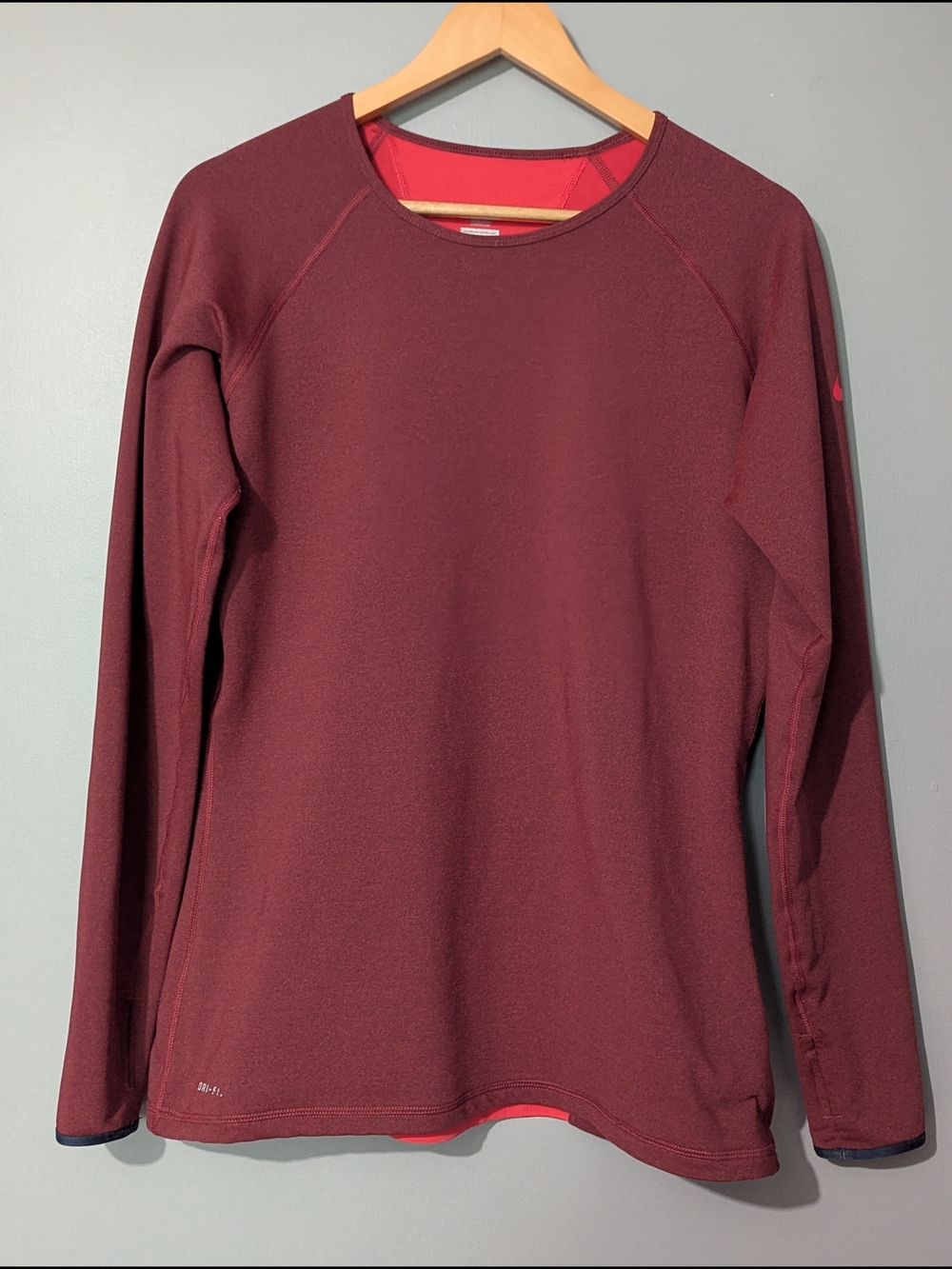 Nike Pro Women's Drifit Maroon Long Sleeve Performance Top Sporty‎ Running